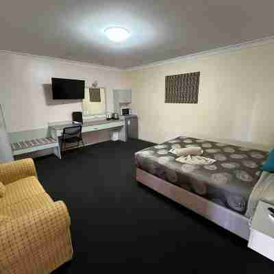 Copper City Motel Rooms