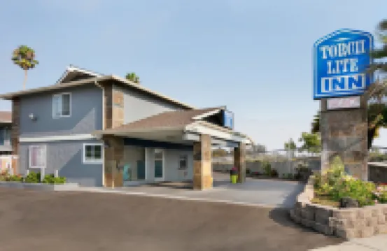 海灘木板路火炬酒店