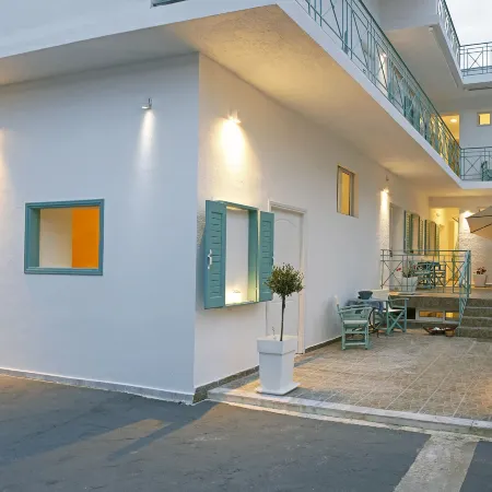 Agistri Apartments