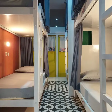 Home Addicts Hostel