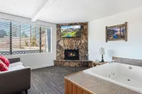 SoCal Vacations - Village Inn - Pet friendly