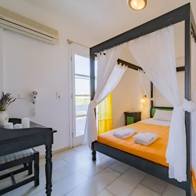 Antonina Hotel โรงแรมใกล้หาดอากีโอส โปรโคปิออส