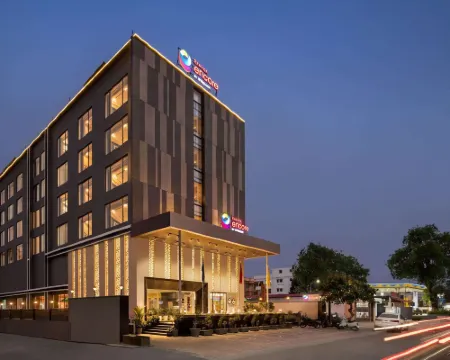 ラマダ アンコール バイ ウィンダム シリグリ セヴォーク ロード シリグリのホテル