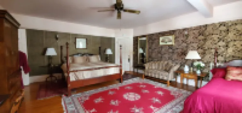 Saravilla Bed & Breakfast Hotels in Alma