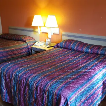 Red Carpet Inn
