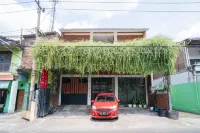 RedDoorz Syariah @ Selomangleng Kediri Hotel dekat Poltekkes Kemenkes Malang Program Studi Kebidanan Kediri