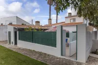 A14 - Cozy Torraltinha Apartment