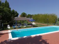 Agriturismo in Tuscany with Pool and Wine Tasting - Pools