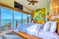 Bambuda Bocas Town Hotels in Isla Carenero