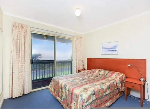 Tahren Beachfront Shack Wifi - Pet-Friendly