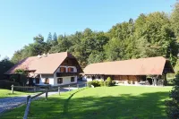 Domačija Šeruga Countryside Hotel - Pet friendly