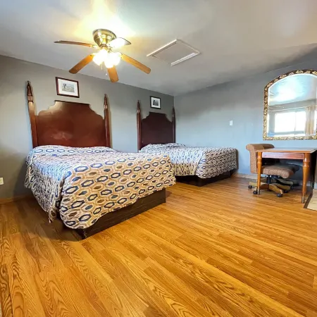 Westerner Motel