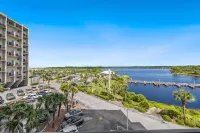 Pinnacle Port 304a - parking
