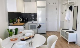 Happy Travel Urban Sky 25f