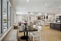 بست ويسترن بلاس داون تاون إن آند سويتس