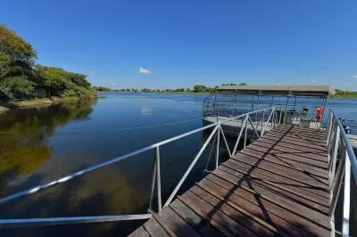 Zambezi Mubala Camp Hotel di 