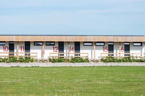 Logis Hôtel & Restaurant de l'Aérodrome de la Baie de Somme Hotels in Sailly-Flibeaucourt