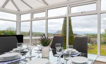 HC Property - Vale View - Housity