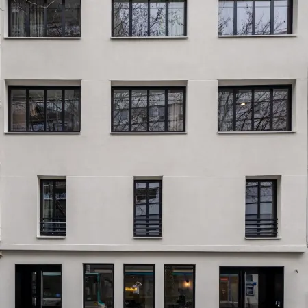 Beau M Paris