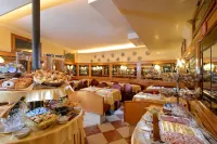 Hotel Rialto - Breakfast