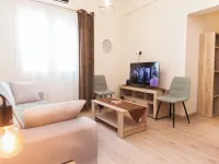 Urban Chic 2Br Experience in Galatsi Ξενοδοχεία στην πόλη Γαλάτσι