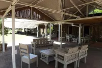 Ascot Inn