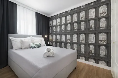 Easy Rent Apartments - Centrum Krakowskie Przedmieście, 24h Check-IN Отели рядом с достопримечательностью «Литовская Площадь»