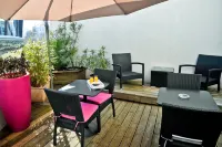 Hôtel Oxo Hotels in Біарріц