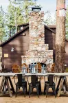Noon Lodge Hotels in Fawnskin