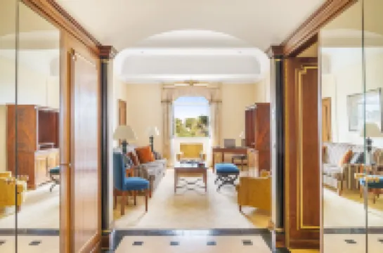 โรงแรมปาลาซิโอเอสตือริล, กอล์ฟ & วิลเนส