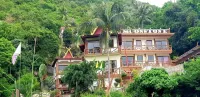Moonstone Studio Hotels near Koh Phangan