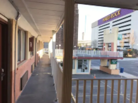 大西洋汽車旅館