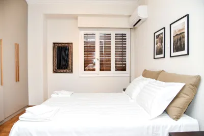 Echarxia에서 4명을위한 침대 2 개가있는 중앙 아파트 엑사르히아 호텔