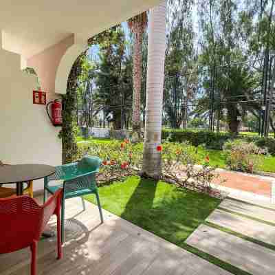Bungalows Cordial Green Golf Hotel Exterior