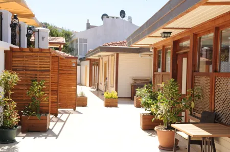 Phellos Suites Boutique Hotel Отели в г. Шиле