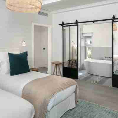 Le Nessay Rooms