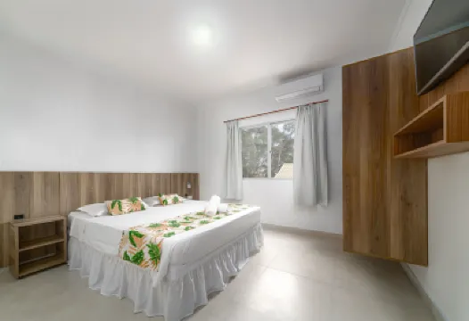 佛羅安那波裡海與海飯店 英國區附近的飯店