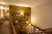 Logis Hotel le Petit Casset Hotels in Beynost