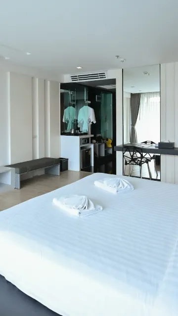 ห้องดีลักซ์ เตียงใหญ่ 1 เตียง