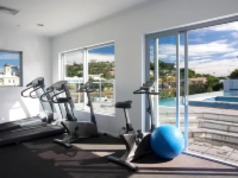 Oaks Townsville Gateway Suites Hotels in South Townsville