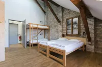 Depot 195 - Hostel Winterthur Hotels in Brütten