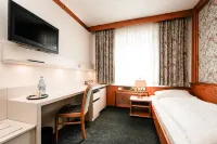 Hotel & Restaurant Ochsen Merklingen فنادق في Bad uberkingen
