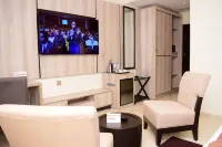 몬티 스위트 & 골프