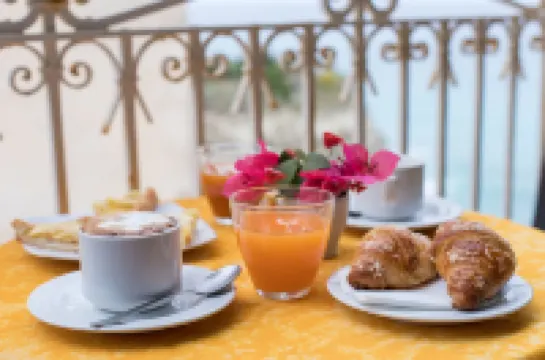 블루 트로페아 메종 B&B