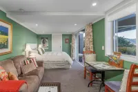Bayview Valley Lodge