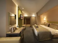 Yeni Bahar Otel Hotels near Ulus Square