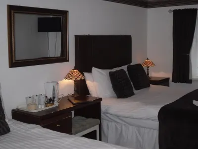 Richmond Hotel Hotel in zona Princess Royal Square