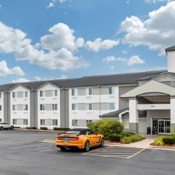 Sleep Inn & Suites