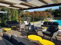 Poisson Rouge Hotels in Figari