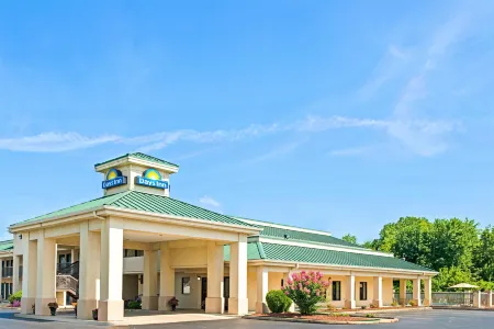 Days Inn by Wyndham Covington